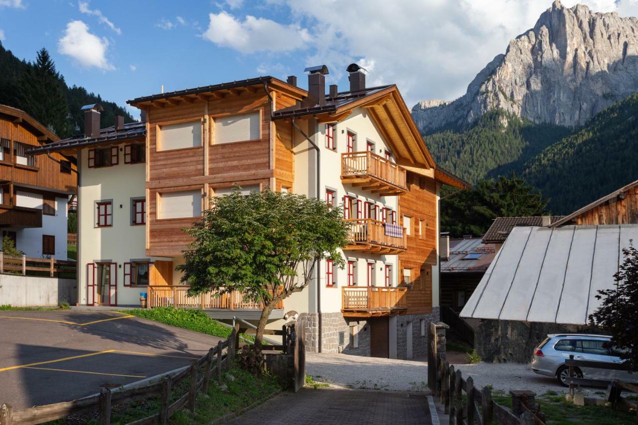 Casa Chris By Ama Val Di Fassa Apartment Pozza di Fassa Ngoại thất bức ảnh