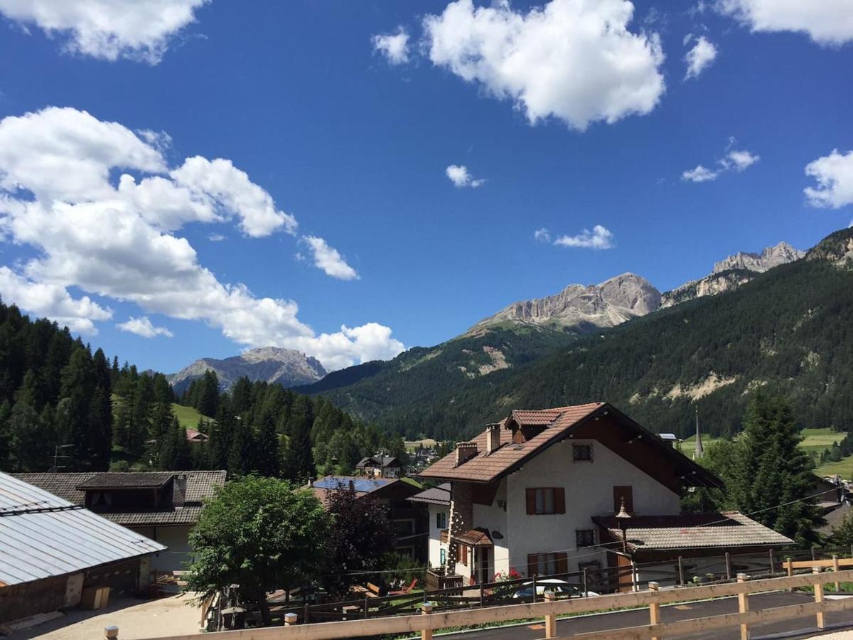 Casa Chris By Ama Val Di Fassa Apartment Pozza di Fassa Ngoại thất bức ảnh